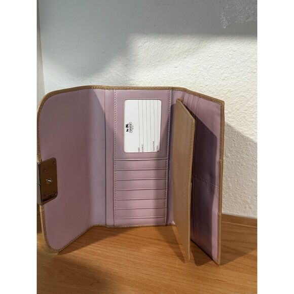 Coach Kristin Brown Leather Checkbook Wallet in Brown NWT - Picture 3 of 6